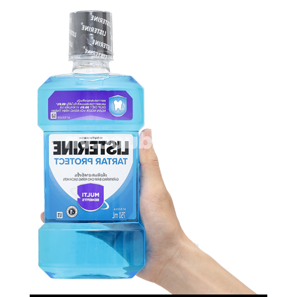 Nước súc miệng Listerine Tartar Protection ngừa mảng bám chai 750ml
