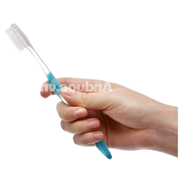 Bàn chải đánh răng Lipzo Ruby Sensi lông chỉ tơ vỉ 1 cây