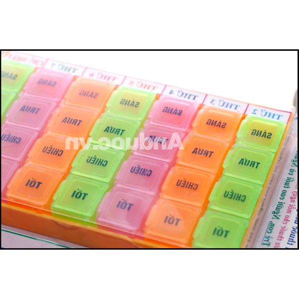 Dụng cụ phân liều thuốc 1 tuần MTS