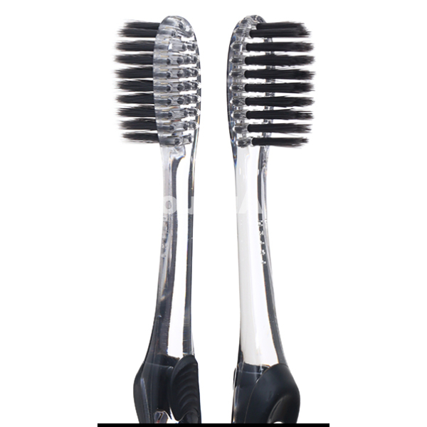 Bàn chải đánh răng Oral B trà đen siêu mềm mảnh (vỉ 1 cây)