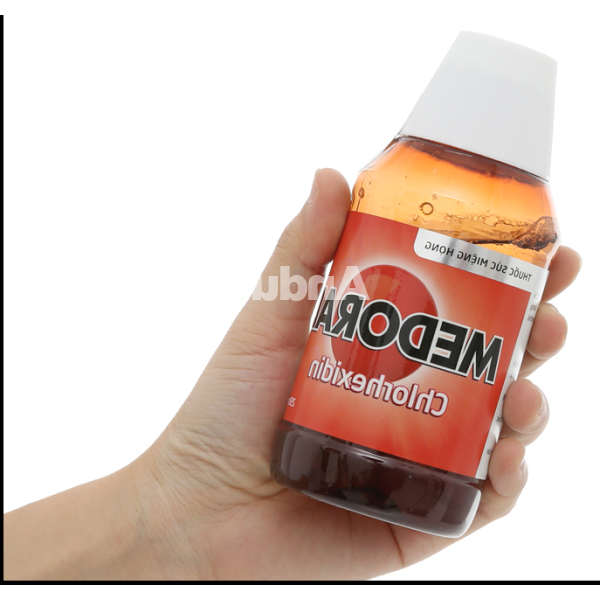 Thuốc súc miệng họng Medoral hỗ trợ trị nhiễm khuẩn họng, loét miệng chai 250ml