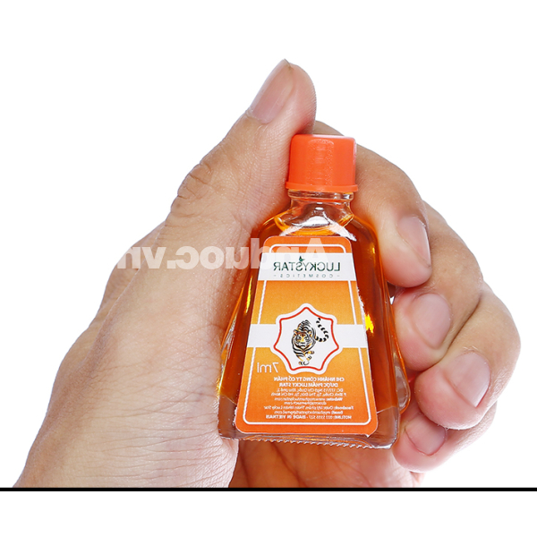 Dầu gió đỏ Lucky Star chai 7ml