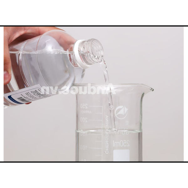 Nước muối súc miệng Klearin Nacl 0.9% truyền thống sạch khoang miệng chai 550ml