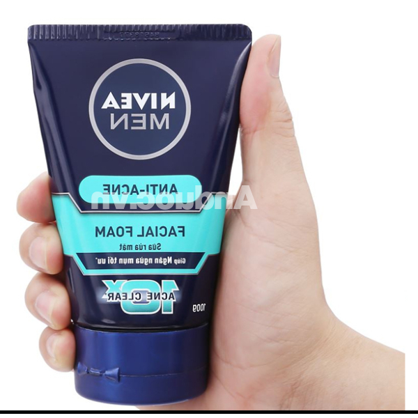 Sữa rửa mặt Nivea Men Facial Foam giúp ngăn ngừa mụn tối ưu tuýp 100g