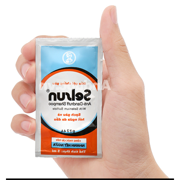 Dầu gội Selsun làm sạch gàu và hết ngứa da đầu hộp 6 gói x 5ml