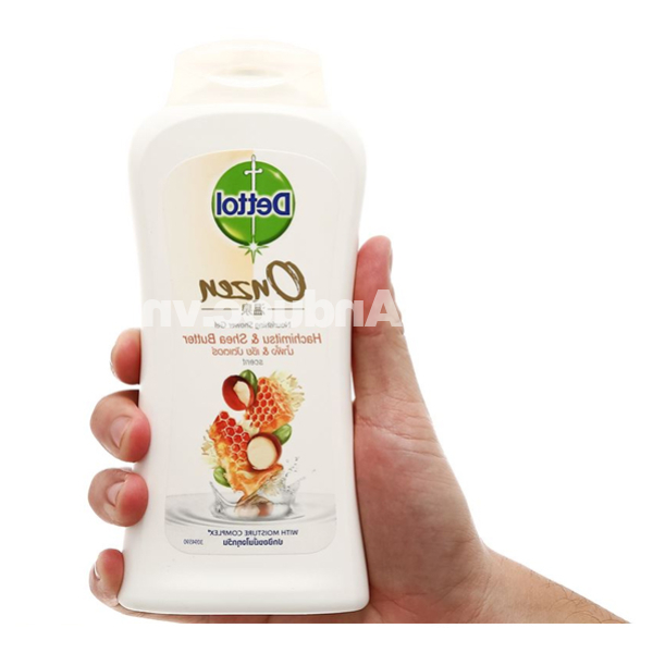 Sữa tắm Dettol Onzen mật ong kháng khuẩn, dưỡng thể chai 250g