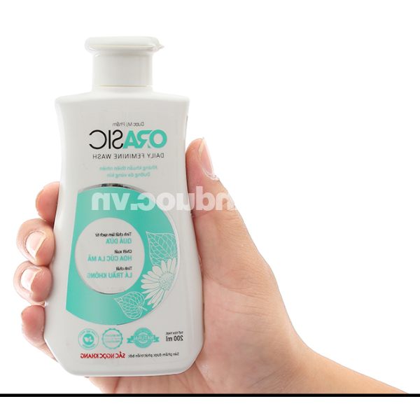 Dung dịch vệ sinh phụ nữ Orasic dịu nhẹ, khử mùi hôi chai 200ml