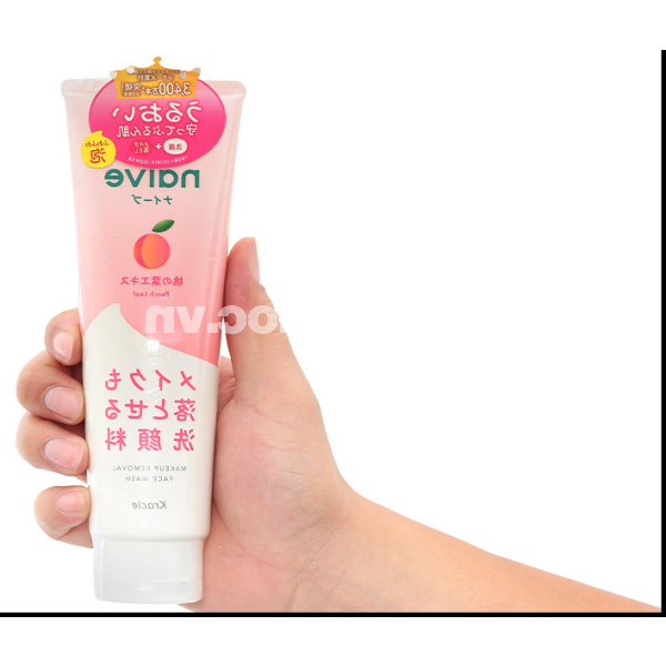 Sữa rửa mặt kèm tẩy trang Naive Lá Đào loại bỏ bụi bẩn, bã nhờn tuýp 200g