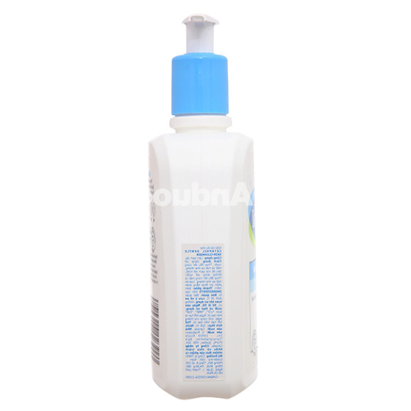 Sữa rửa mặt Cetaphil Gentle Skin Cleanser dịu nhẹ, làm sạch da chai 500ml